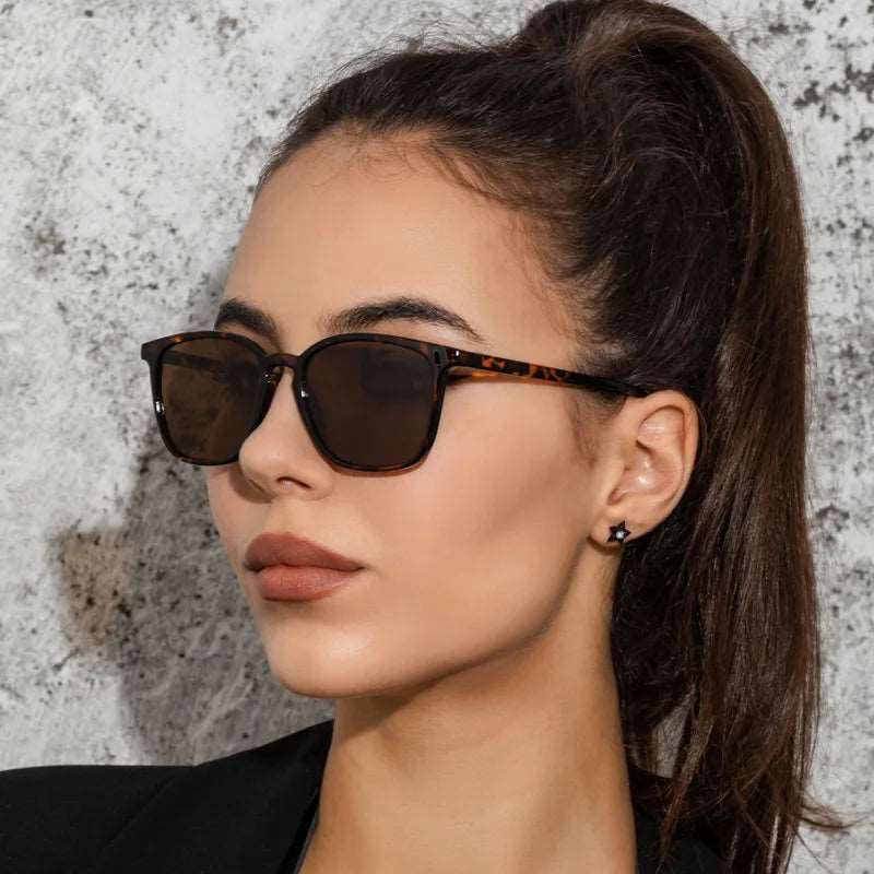 Vintage Square Sunglasses: A Blend of Luxury and Trendy Design - TheWellBeing4All